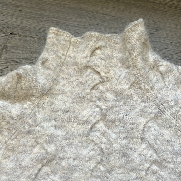 🔥wilfred Free🔥 | Aritzia basketweave Mical mock neck sweater - Picture 7 of 13